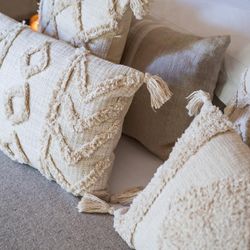 Pack of ivory white cotton cushions | Guajira, 2 pieces