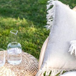 Coussin en lin gris clair, 45 x 45 x 10 cm | Mahé