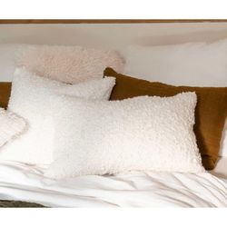 Coussin en tissu blanc, 50 x 50 cm | Bouclé