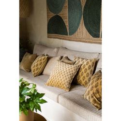 Coussin en velours moutarde, 45 x 45 x 10 cm | tournesol