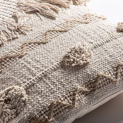 Almofada YAIRA em Juta Natural e Algodão Branco, 43x14x43 cm.