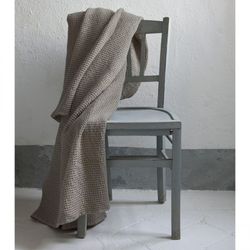 Cotton quilt in dove grey | Maia