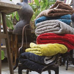 Cotton bedspread in stone, 260 x 240 cm | Elise