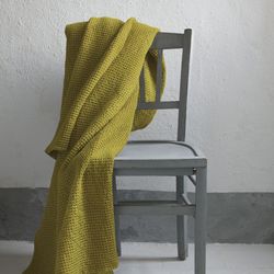 Cotton quilt in green | Maia