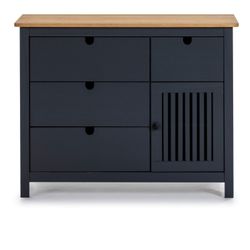 Chambre à coucher, commode et petite table | Brune