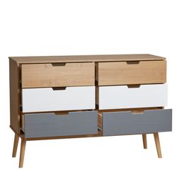 Chambre à coucher, commode et table basse | Cuzco