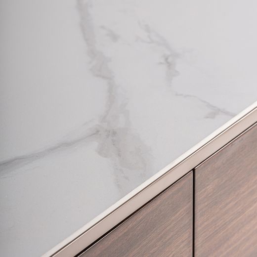 Cómoda de madera y piedra en marrón y blanco, 140 x 45 x 75 cm | Giswil