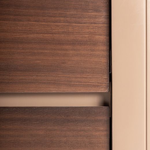 Cómoda de madera y piedra en marrón y blanco, 140 x 45 x 75 cm | Giswil