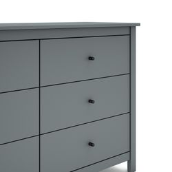 Pine chest of drawers in green, 130 x 45 x 80 cm | misty