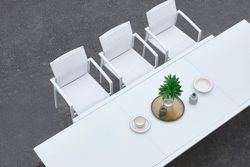 Dining set with extendable garden table in white aluminum | Orick