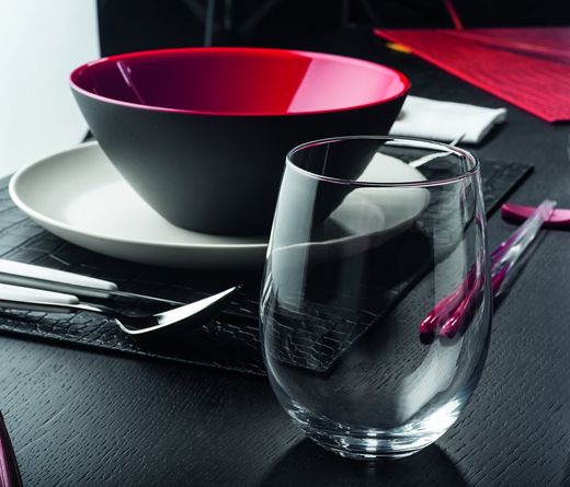 My Fusion special set in black and red consisting of 1 bowl Ø25x10.5 cm and 4 bowls Ø12.5x5 cm