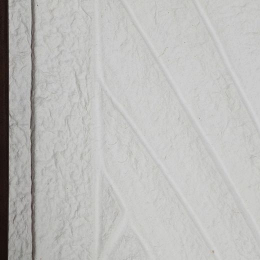 Πίνακας Nakal από χαρτί mache και ξύλο paulownia σε λευκό, 65 x 2 x 95 cm