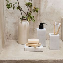 Marble Dispenser 150ml White / Black, 7x7x18cm