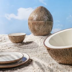 Coco-Salatschüssel aus Steingut in Braun und Weiß, 30,2 x 30 x 18,9 cm | Tropische Früchte