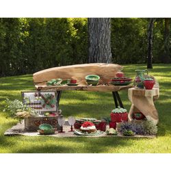 Red and green earthenware salad bowl, 24 x 17.5 x 8 cm | Strawberries