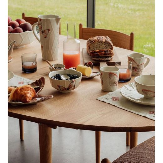 L earthenware salad bowl in beige and multicolor, 33.4 x 28.5 x 12.5 cm | Cloudy Butterflies