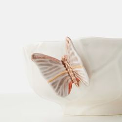 S ceramic salad bowl in beige and multicolor, 29 x 24.9 x 11.1 cm | Cloudy Butterflies
