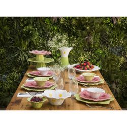 S Margarita salad bowl in white earthenware, 27 x 24 x 9 cm | Maria Flor