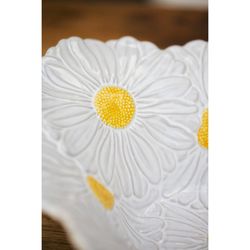 S Margarita salad bowl in white earthenware, 27 x 24 x 9 cm | Maria Flor