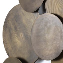 Scultura in metallo dorato, 129x9x94 cm