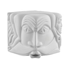 Skulptur Das Alte, das Neue und der Tod aus weißem Biskuitporzellan, 15,9 x 15,9 x 15,3 cm | Gurgeln