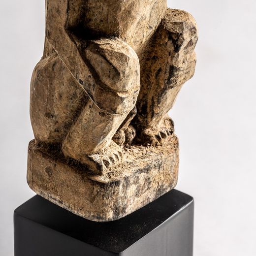 Ethnic sculpture M in Natural/Black Mango Wood, 14x14x64 cm.