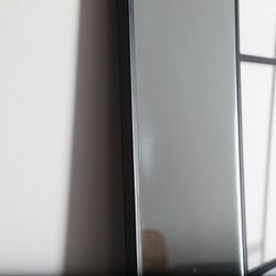 Żelazne lustro, 66x1x180 cm