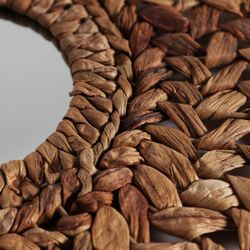 Espejo de paja trenzada en marrón, 45 x 1 x 58 cm | Blair