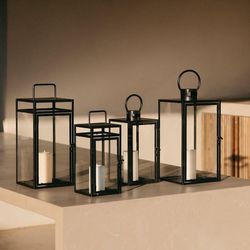 Metal and black glass lantern, 15 x 5 x 35 cm