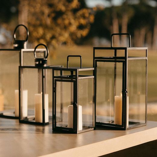 Laterne aus Metall und schwarzem Glas, 20 x 20 x 46 cm