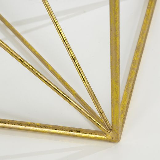 Gold metal figure, 15x15x15 cm