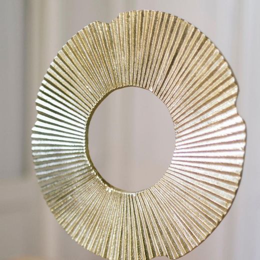 Gold/white aluminum decorative figure, 37 x 10 x 56 cm | olympia
