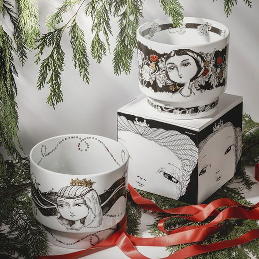 Königin Estefânia Porzellanvase in mehrfarbig, 18 x 18 x 15,7 cm | Raihas von Portugal