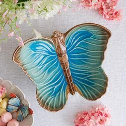 Blå fruktskål i lergods, 41 x 33 x 16,5 cm | Molniga fjärilar