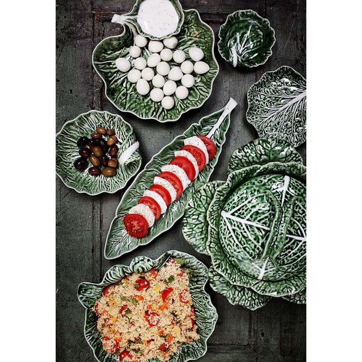 High green earthenware platter, 26 x 25 x 8.5 cm | Cabbage