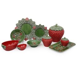 Green and red earthenware platter, 34 x 21 x 3 cm | Strawberries