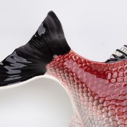 L-Platte aus granatrotem und weißem Steingut, 51 x 29 x 5 cm | Fisch