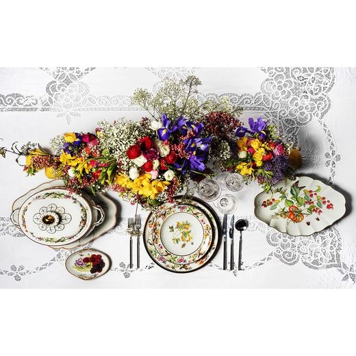 Medium oval porcelain platter in multicolour, 34.4 x 22.8 x 5 cm | Paço Real