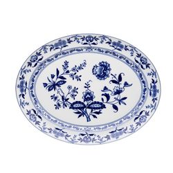 Petit plat ovale en porcelaine blanc et bleu, 41,6 x 31,7 x 3,8 cm | Margao