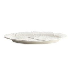 Oval S dish made of white earthenware, 37.4 x 26 x 3.5 cm | White cabbage