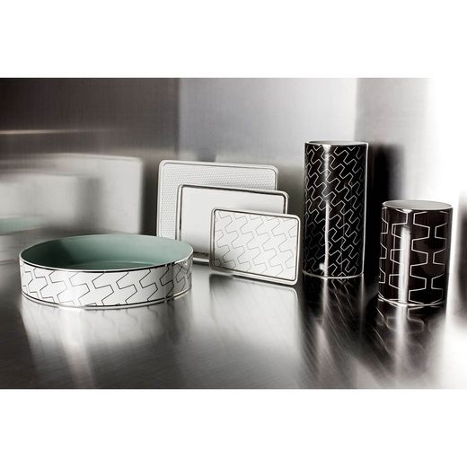 Large rectangular platinum and white porcelain serving dish, 41.8 x 25.1 x 1.8 cm | Trasso