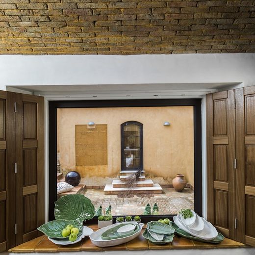 Naczynie S z zielonej ceramiki, 37 x 27 x 6 cm | Liście