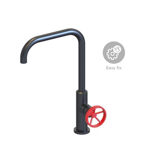 Kökskran i mässing i svart och rött, 7 x 24 x 35 cm | Delta