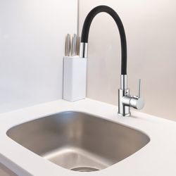 Keukenkraan van messing en siliconen in zwart en zilver, 9,6 x 22 x 36,6 cm | Buigen