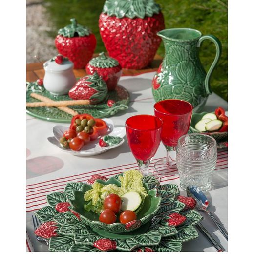 Earthenware jug in green and red, 18.5 x 15 x 22 cm | Strawberries