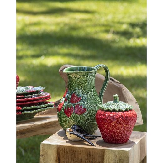 Earthenware jug in green and red, 18.5 x 15 x 22 cm | Strawberries