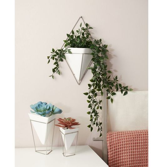 Trigg Large white and silver ceramic vase 22.2x9.5x38.7 cm