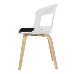 JORITZ-Chair made of natural ash wood and white polycarbonate. Includes black cushion, 46 x 53 x 81 cm