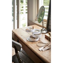 Boîte à bijoux avec 4 niveaux en ABS et bois blanc et naturel, Ø 10 x 12 cm | Tosca