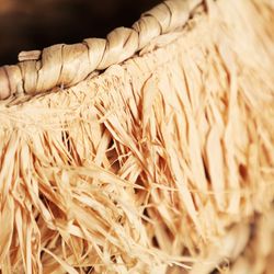 Set of 2 decorative baskets made of natural fibre and raffia in natural, 36 x 36 x 33 cm | Kasses